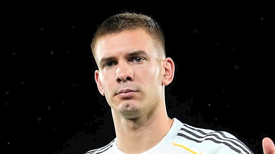 Argentine Legend Mario Kempes Heaps Pressure On Franco Mastantuono With Comments