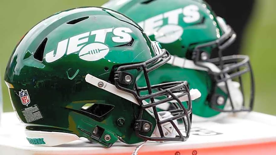 Jets $40M Blunder Might Be Over Before Training Camp