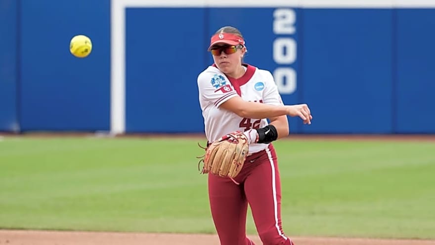 Oklahoma Lands Four on All-SEC Preseason Team