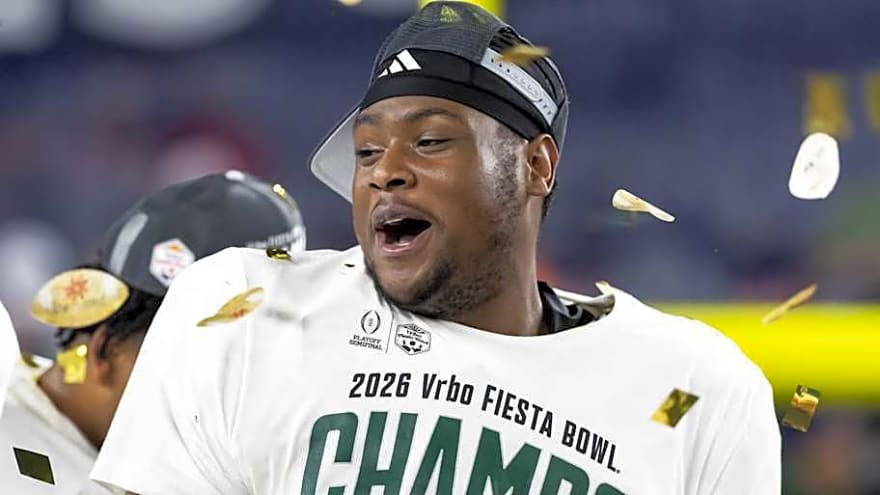 Commanders Land 300 Pound Trench Monster in Way-Too-Early 2027 NFL Mock Draft