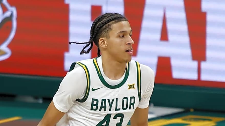 Spurs Grab Two-Way Star in 2026 Mock Draft