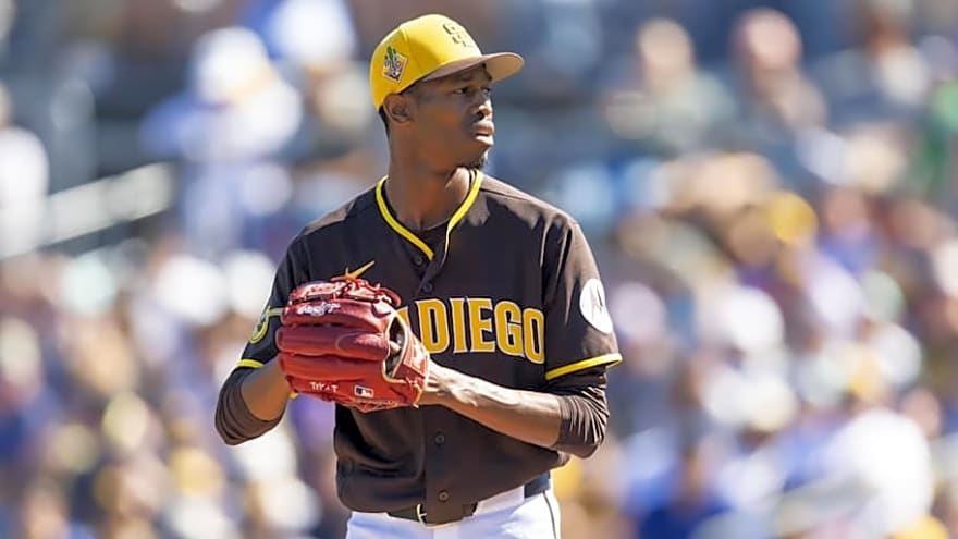 Padres Pitcher Sends Cryptic 6-Word Message After Roster Decision