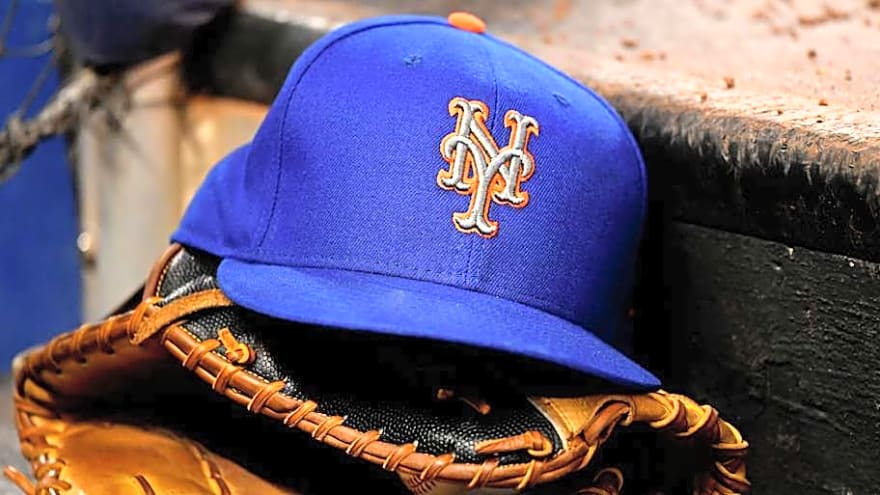 Blockbuster Mets-Brewers Mock Trade Swaps $15M Ace For 2 Prospects