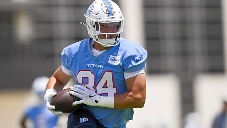 Titans TE Gunnar Helm: New Starter Earns No. 15 Spot in Top 25