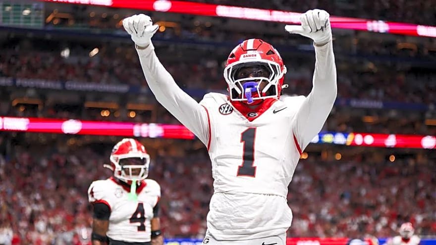 Dallas Cowboys 2027 NFL Mock Draft Lands Ball-Hawking Playmaker For Christian Parker