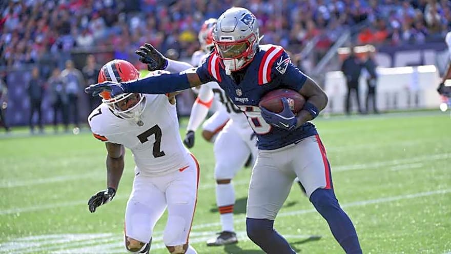 Stefon Diggs Scores First TD in a Patriots Uniform