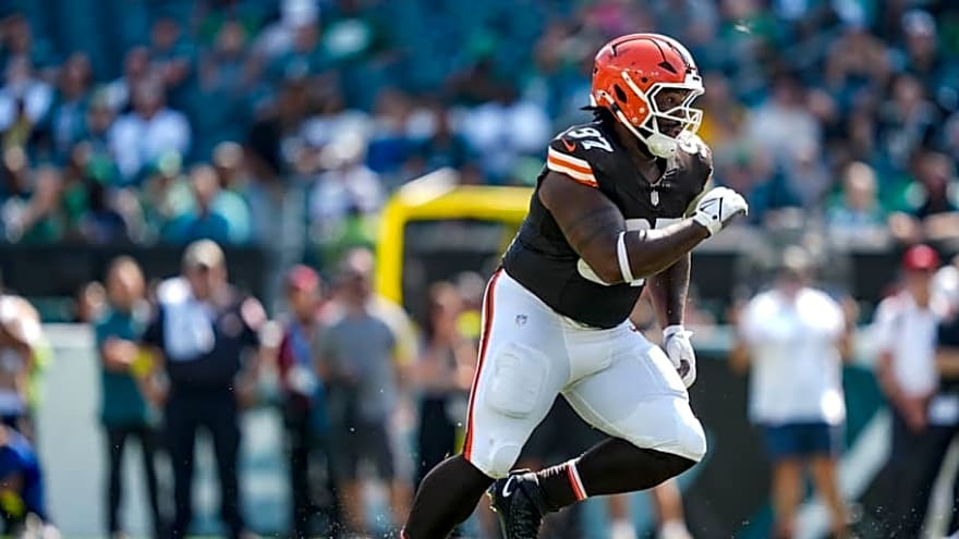 Former Browns draft pick squeezed out in depth-driven trade with 2026 pick swap