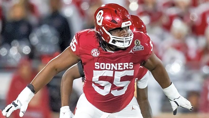 How Oklahoma OL Eddy Pierre-Louis Went From 'Uncomfortable' to Team Leader