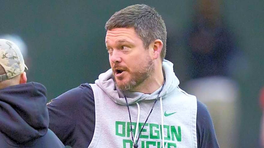 Oregon Coaches Visit With Five-Star Defensive Line Recruiting Target