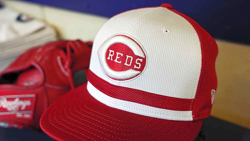 Mariners Lose 27-Year-Old Righty To Reds In Free Agency