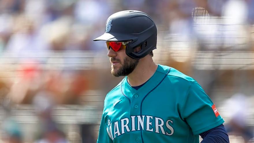 Mariners Bring Back Rob Refsnyder As Unexpected IL Move Raises New Questions