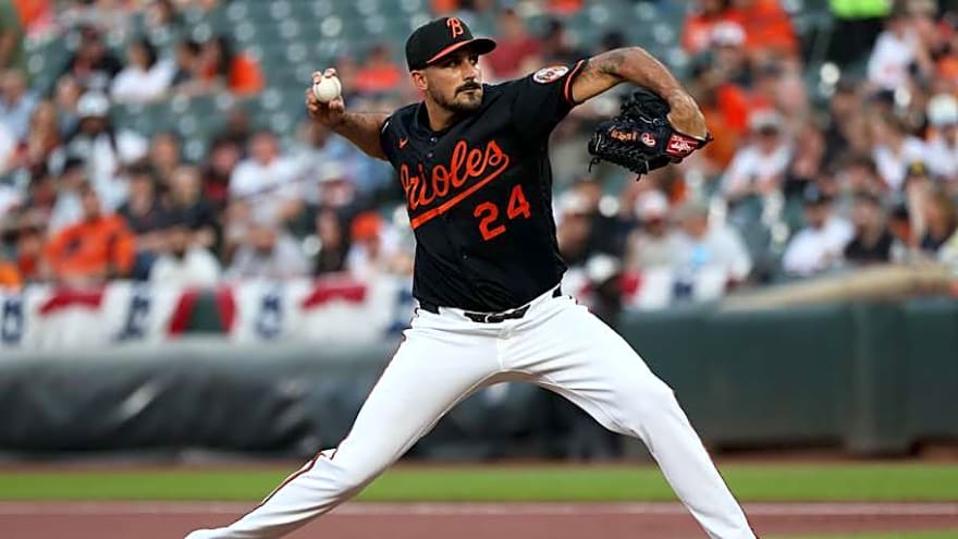 Orioles’ Starter Leaves Game With Right Elbow Injury