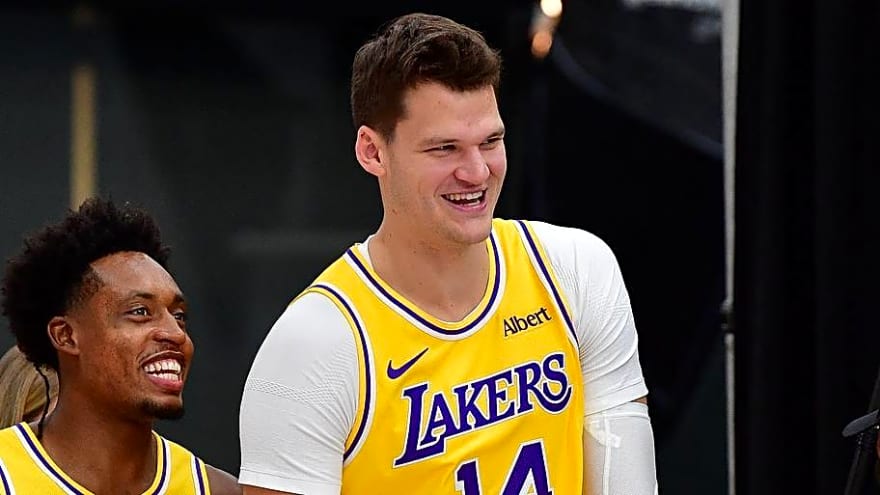 Walker Kessler Adding Dangerous New Element to Lakers’ Offense