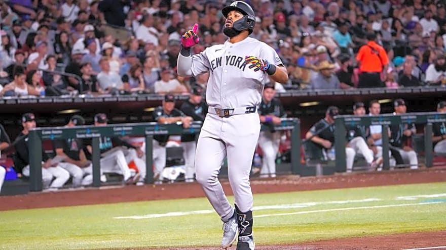 The Biggest Yankees Decision Facing Aaron Boone Before Game 1 of Playoffs