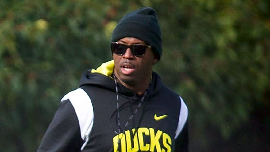 Oregon Ducks Predicted To Land Top West Coast Defensive Back Recruit