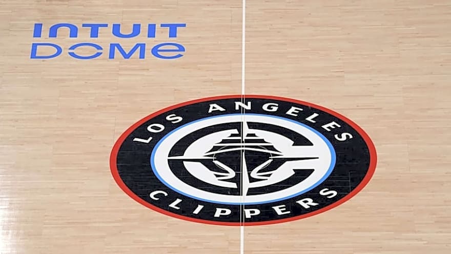 Los Angeles Clippers Sign 23-Year-Old Guard
