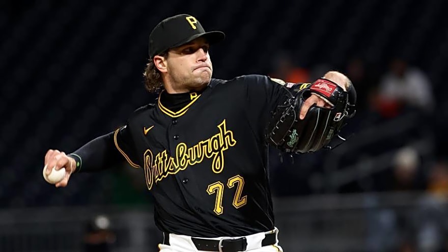 Pirates Sending Down Struggling Relief Pitcher