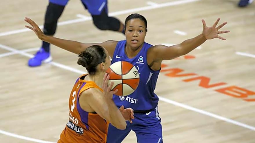 How Phoenix Defeated Connecticut In A Thrilling Battle