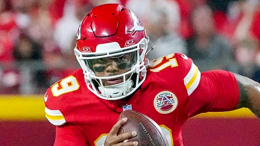 Chris Oladokun Reveals Optimistic Mindset Ahead of Christmas vs Broncos