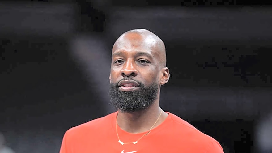 Rockets Reserve Forward Explains Value of Veterans in Today's League