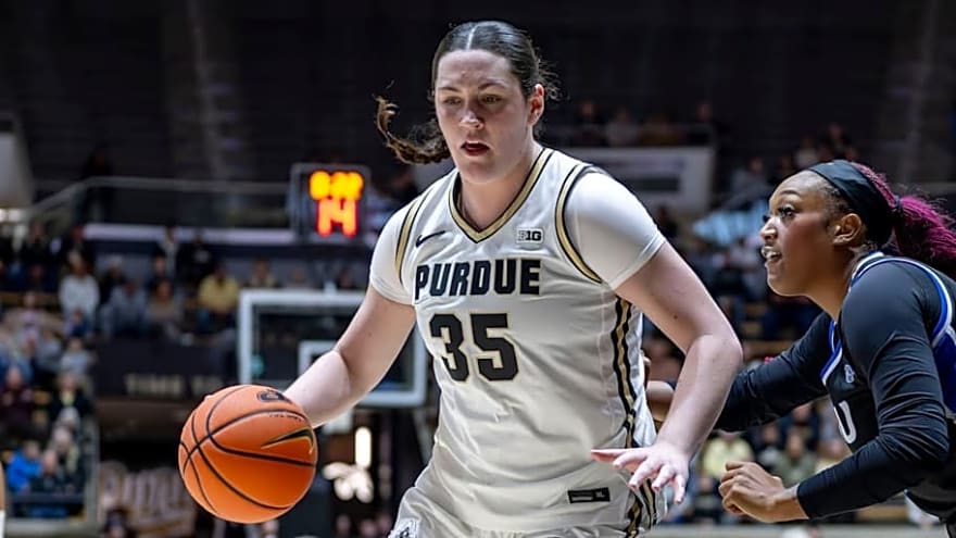 Purdue's Big Ten Tournament Hopes in Jeopardy After Loss to Oregon