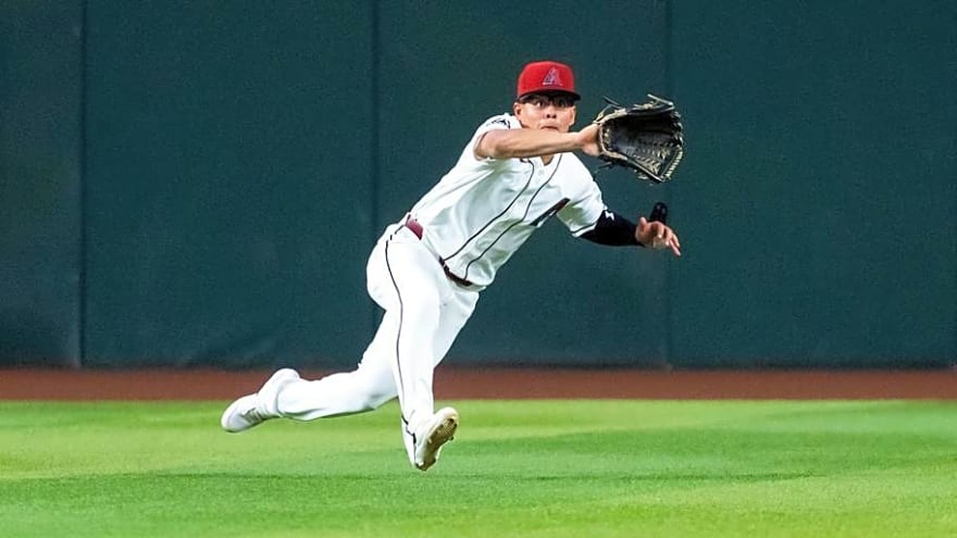 Why Diamondbacks Made Surprise Decision to DFA Jorge Barrosa