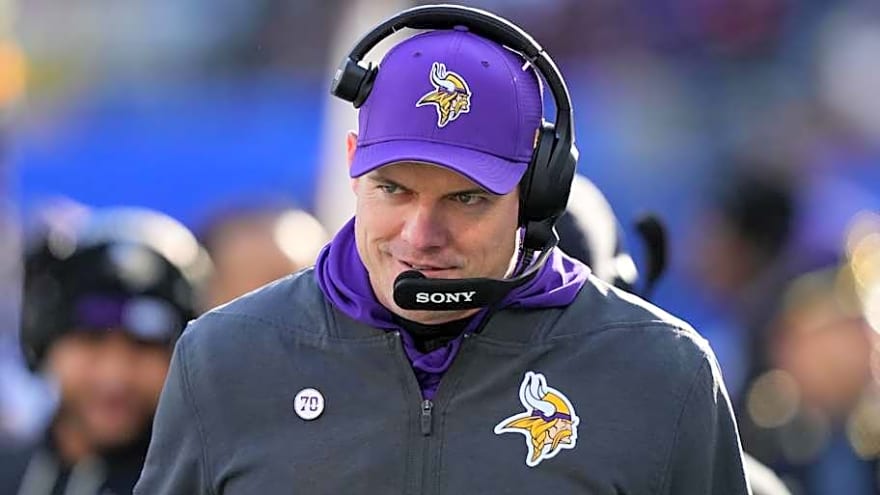 For Vikings, Everything Rides on Kevin O'Connell's Shoulders Now