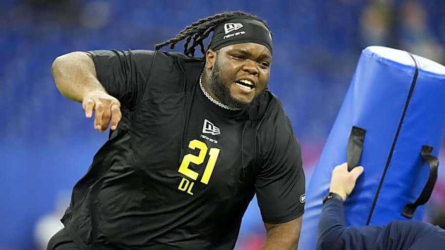 Bears' Best Case 2026 NFL Draft Scenario Includes Defensive Overhaul