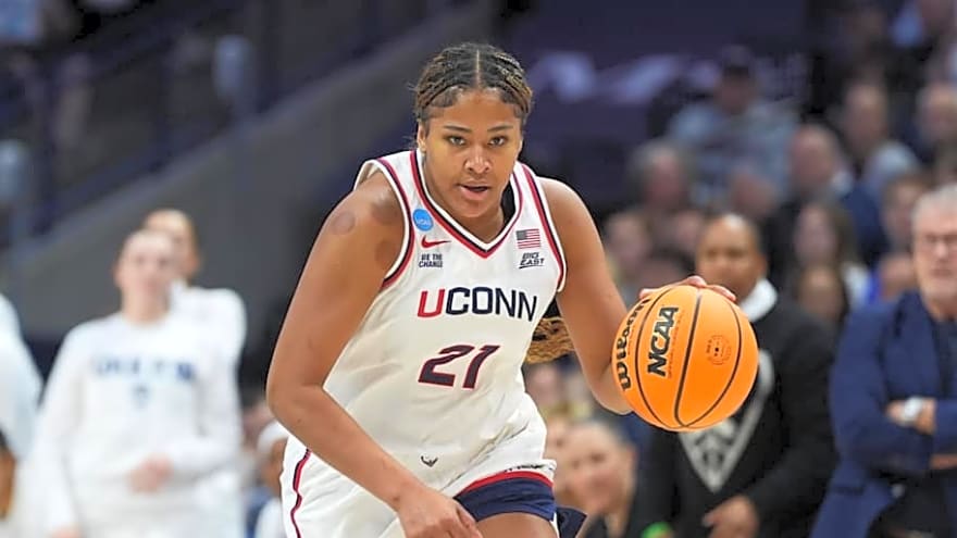 UConn's Sarah Strong, Azzi Fudd Finalists for Prestigious Awards