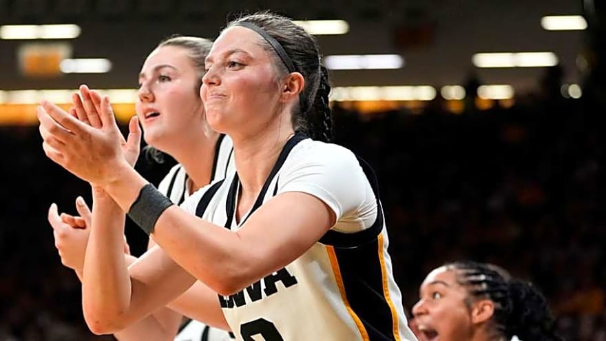 Exclusive: Iowa Stars Discuss What Makes the Hawkeyes so Special