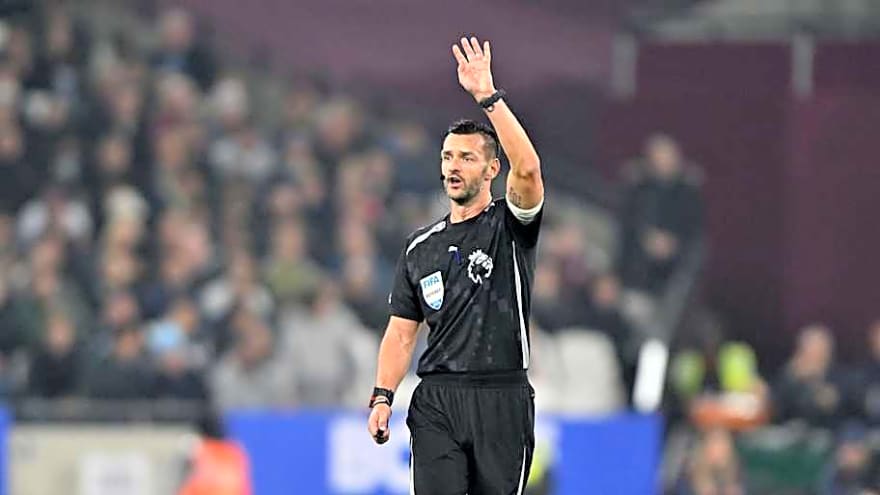 Newcastle vs Chelsea: Who is the referee and VAR for the Premier League clash?