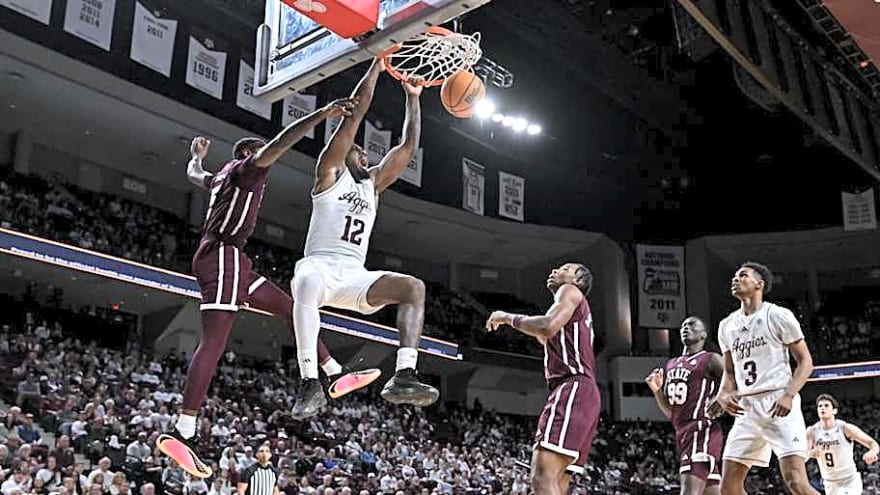 Early Run Fuels Texas A&M's Fourth Straight Conference Win