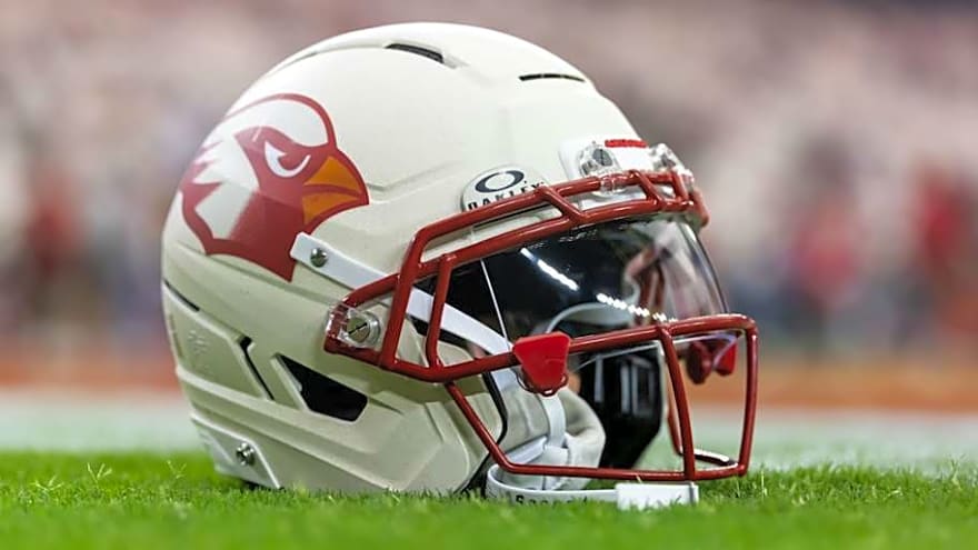 Insider Hints Cardinals&#39; Next Move Could Help Offense