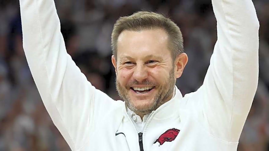 Silverfield Puts Final Touches on First Recruiting Class with Razorbacks