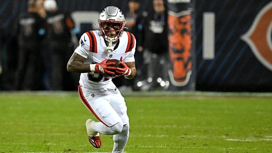 Patriots Week 7 Snap Count Analysis: Why Didn't TreVeyon Henderson Play As Much?