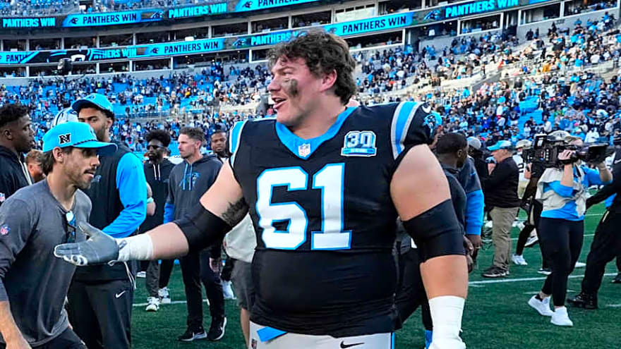 Texans Sign Former Panthers Offensive Lineman