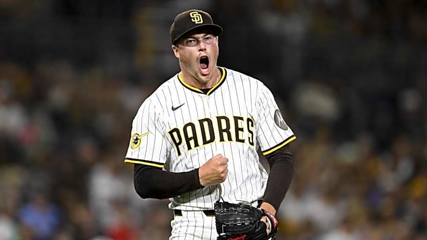 Projecting the Padres Pitching Rotation and Bullpen Before Opening Day