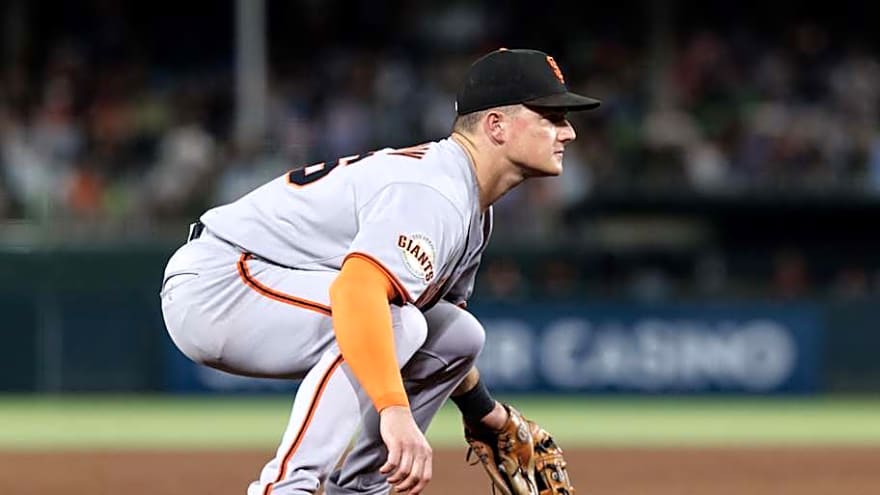 San Francisco Giants Star Third Baseman Thrown Off by In-Game Interview