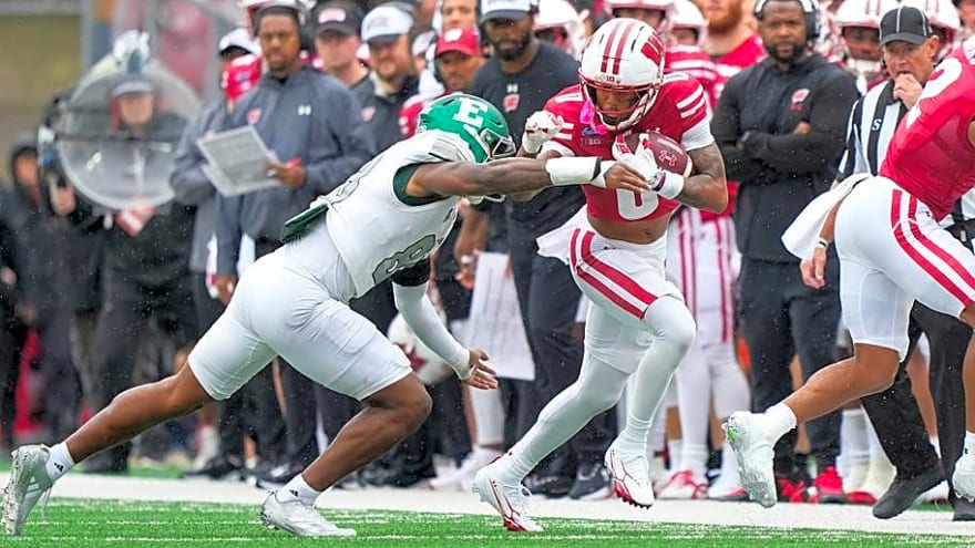 Wisconsin Football Report Card: Grading Every Offensive Position After Eastern Michigan Win