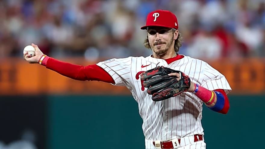 Bryson Stott Gives Phillies Underrated Consistency at Second Base in 2025