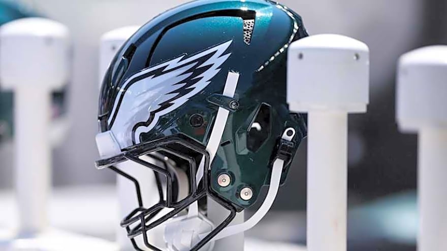 Eagles Bench Player Could Be Sneaky EDGE Solution