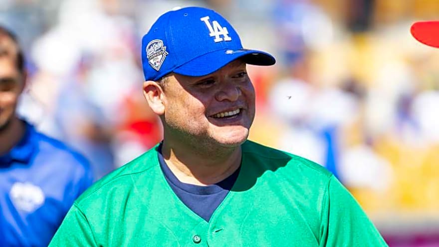 Fernando Valenzuela Jr. Honored Before Team Mexico Exhibition Game