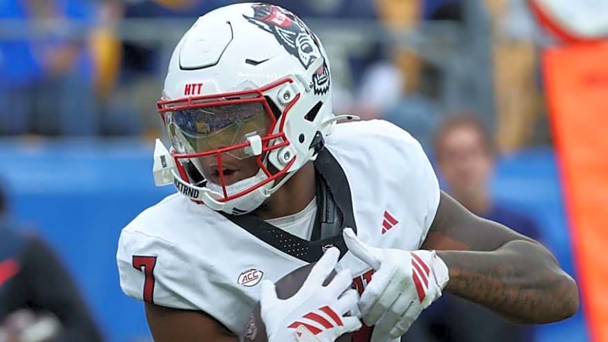 Joly Earns Major Award For Performance Against Pitt