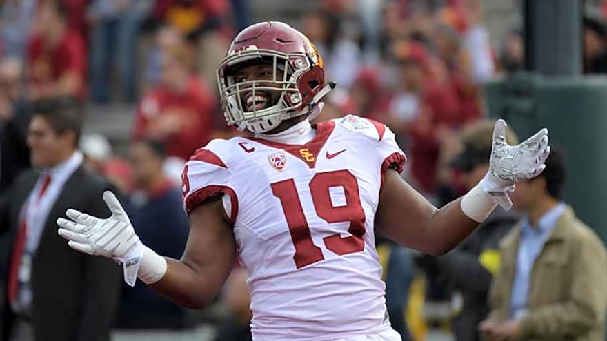 Cal to Hire Vikings Assistant Coach as Its Defensive Coordinator