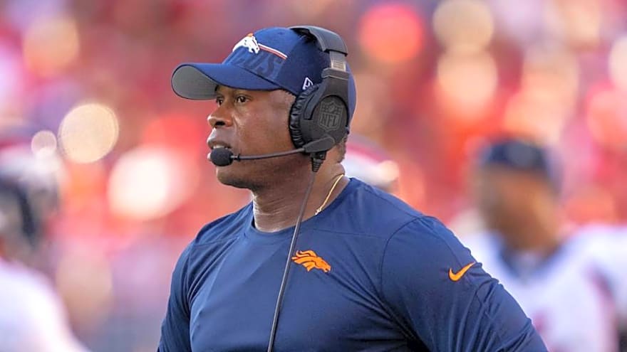 How Week 11 Adds Another Chapter to Patrick Mahomes&#39; History With Vance Joseph