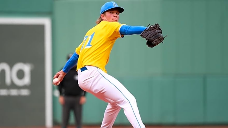 Red Sox's Connelly Early Getting Early Buzz Before Spring Training