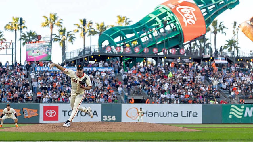 Padres Lose Out on Cy Young Pitcher in Free Agency