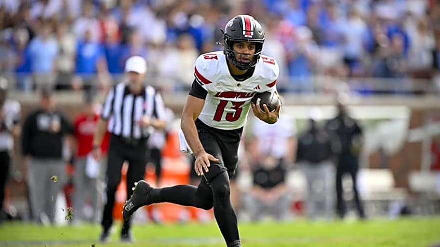 Louisville Receives Scrambled Bowl Projections Heading Into Regular Season Finale