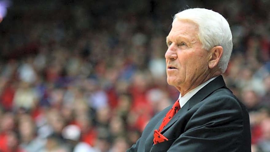 Arizona Basketball Top Five All-Time Centers