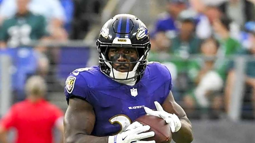 Buccaneers sign former Ravens running back amid training camp injuries
